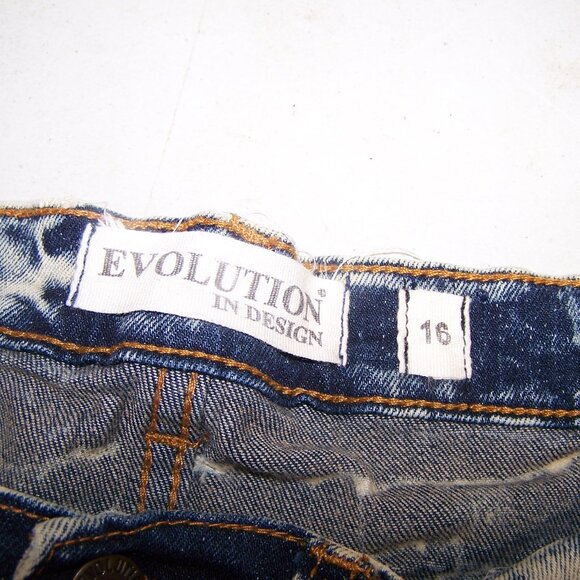 Size 16 Jean Shorts:  Evolution in Design and Traffic Jeanswear - Picture 7 of 9